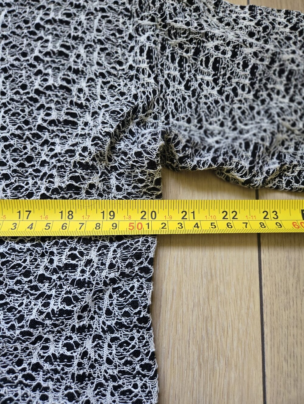 Eileen Fisher Fine Organic Linen Crepe Knit Bateau Neck Top Size S - Picture 7 of 8